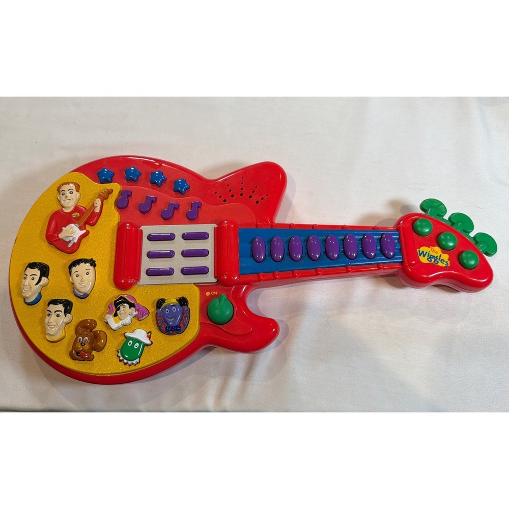 The Wiggles Murray's Red Guitar Music Sing Songs Music 15" 2003 Spin Master Test - Picture 2 of 6